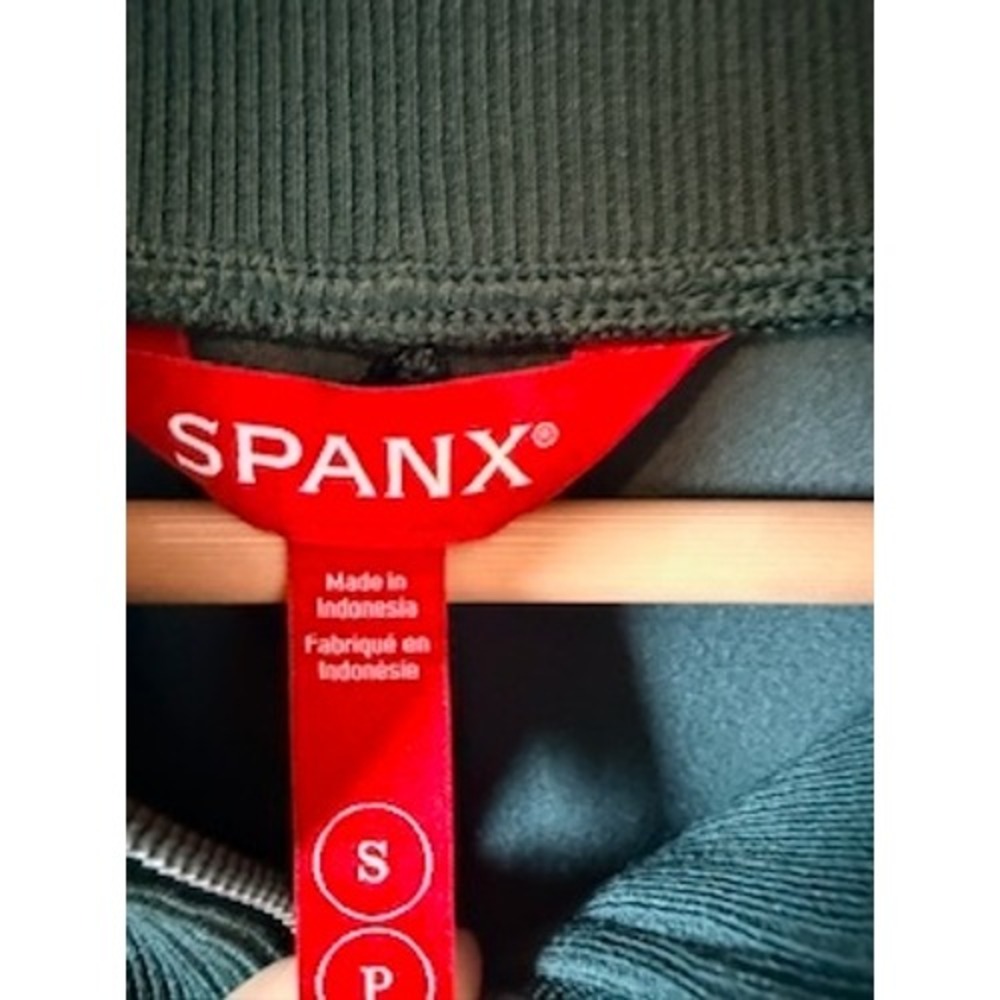 Spanx AirEssentials Half Zip Pullover Sweatshirt Dark Emerald Green Women Small - Picture 2 of 6